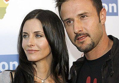 Faltó sexo, dijo el ex marido de la actriz de Friends
