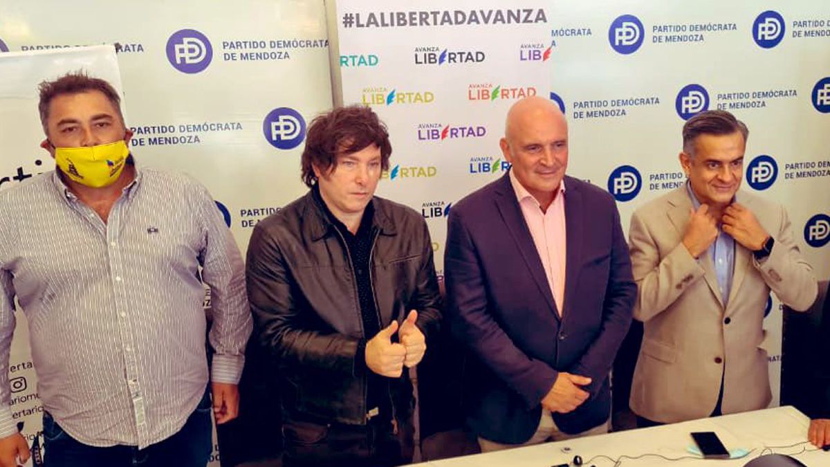 Los economistas Javier Milei y José Luis Espert visitaron Mendoza como parte de la campaña que lleva adelante la alianza Avanza Libertad en todo el país. visibilitedidel
