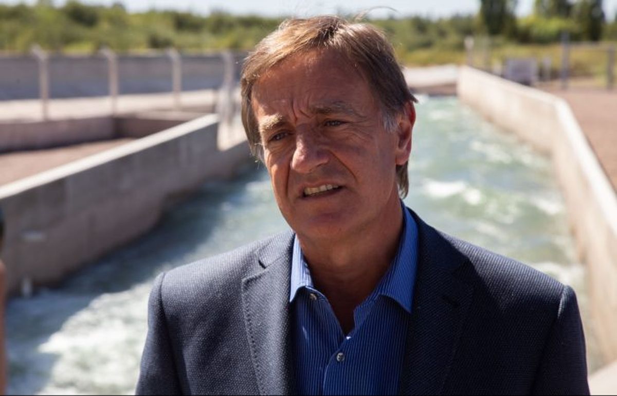 El gobernador Rodolfo Suarez quiere tecnificar el uso del agua en Mendoza.