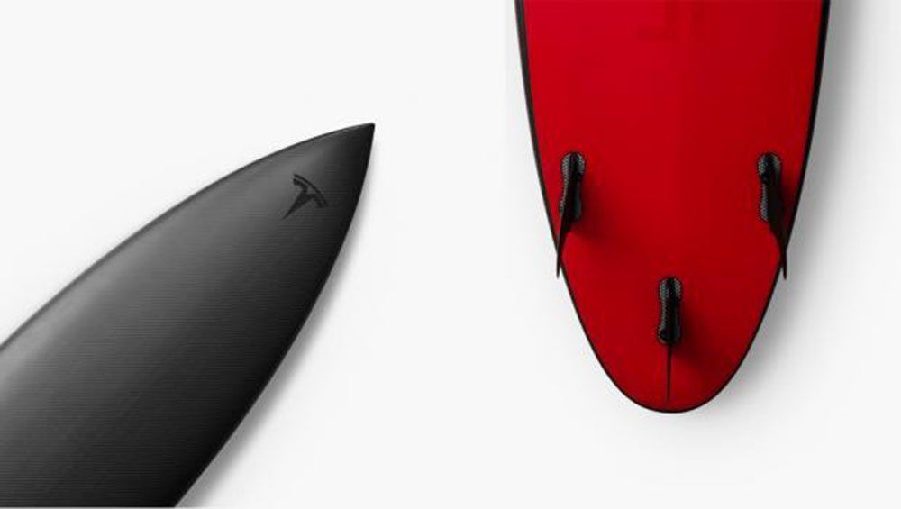 La tabla de surf de Tesla se vendió como pan caliente