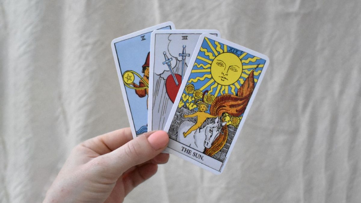 TAROT: descubre sus predicciones para hoy miércoles 12 de marzo de 2025