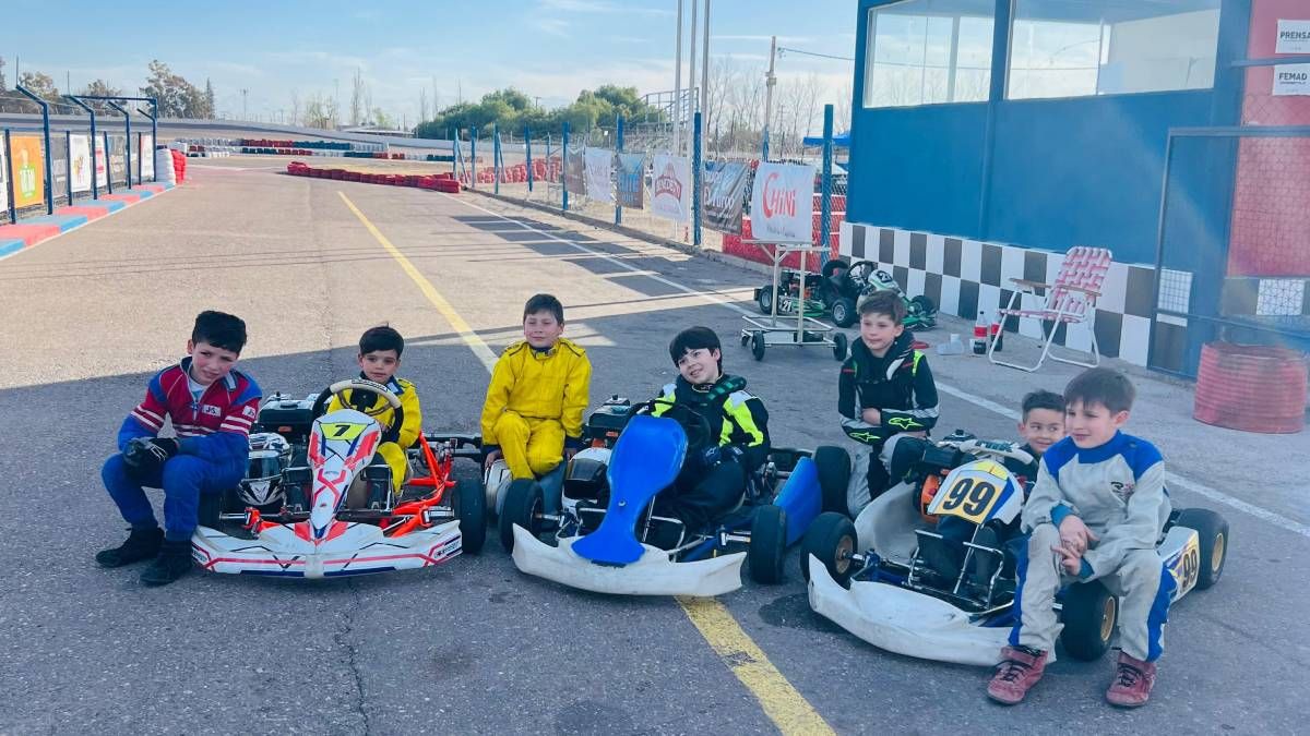 Los primeros pasos en las pistas. San Martín tiene un kartódromo equipado para jugar a ser Colapinto y por qué no llegar a la Fórmula 1 el día de mañana. Los primeros pasos en las pistas. San Martín tiene un kartódromo equipado para jugar a ser Colapinto y por qué no llegar a la Fórmula 1 el día de mañana.