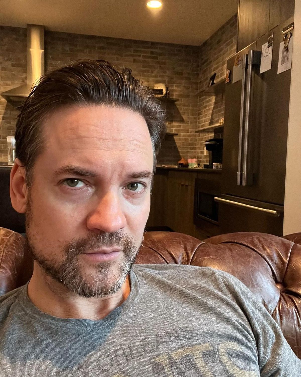 Con 45 años, así se ve hoy el actor Shane West de Un amor para recordar