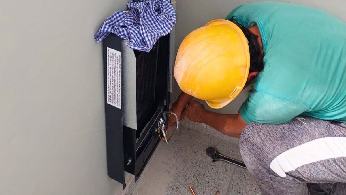 La DGE repartió un fondo entre los directores de escuela para poner a punto los calefactores antes de que empiece el invierno. La DGE repartió un fondo entre los directores de escuela para poner a punto los calefactores antes de que empiece el invierno.