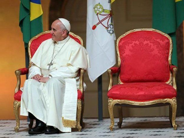 Detonaron una bomba casera en un santuario que visitará el Papa