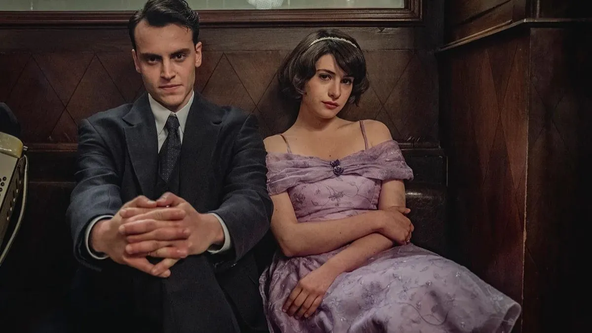 Fascinante serie turca. Netflix maravilla al mundo con esta serie turca de época, Club Estambul, con Gökçe Bahadir. Fascinante serie turca. Netflix maravilla al mundo con esta serie turca de época, Club Estambul, con Gökçe Bahadir.