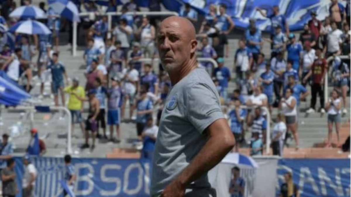 El Gato Oldrá, una vez, tendrá que apagar el incendio en el Tomba.