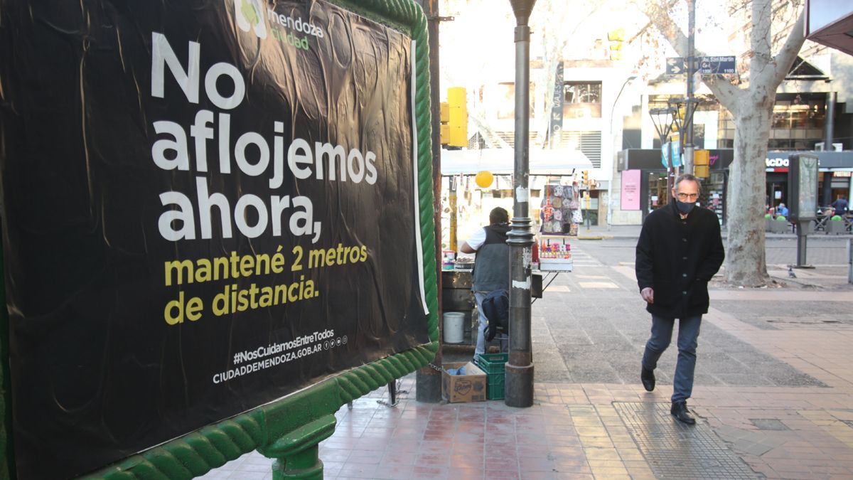 La provincia analiza&nbsp; volver a Fase 1 por el coronavirus en Mendoza