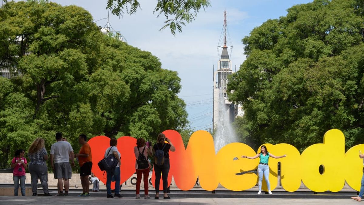 Los lugares más bonitos y baratos para ir a pasear y comer en Mendoza, según un hilo de Twitter