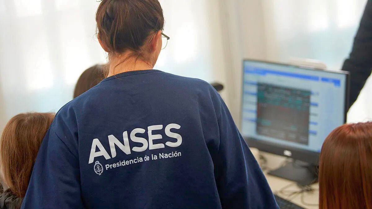 Calendario de ANSES: quiénes cobran jubilaciones
