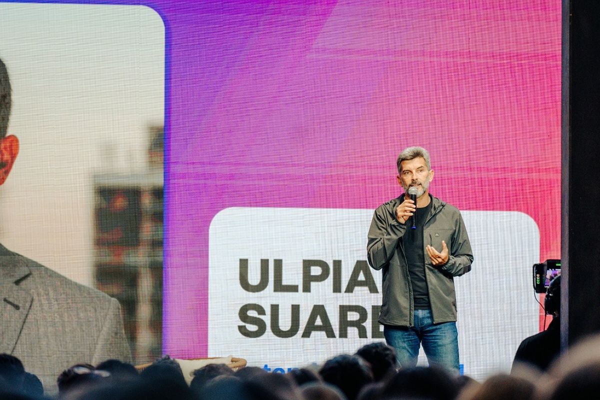 Ulpiano Suarez, intendente de la Ciudad de Mendoza. Ulpiano Suarez, intendente de la Ciudad de Mendoza.