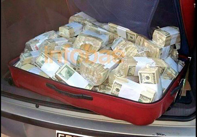 Luego de varias horas lograron terminar de contar el dinero de López, el segundo de De Vido: USD 8.982.047