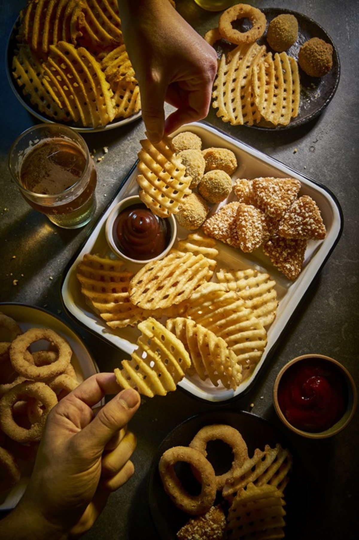 McCain Food Service lanza al mercado Crosstrax, una nueva papa rejilla. McCain Food Service lanza al mercado Crosstrax, una nueva papa rejilla.