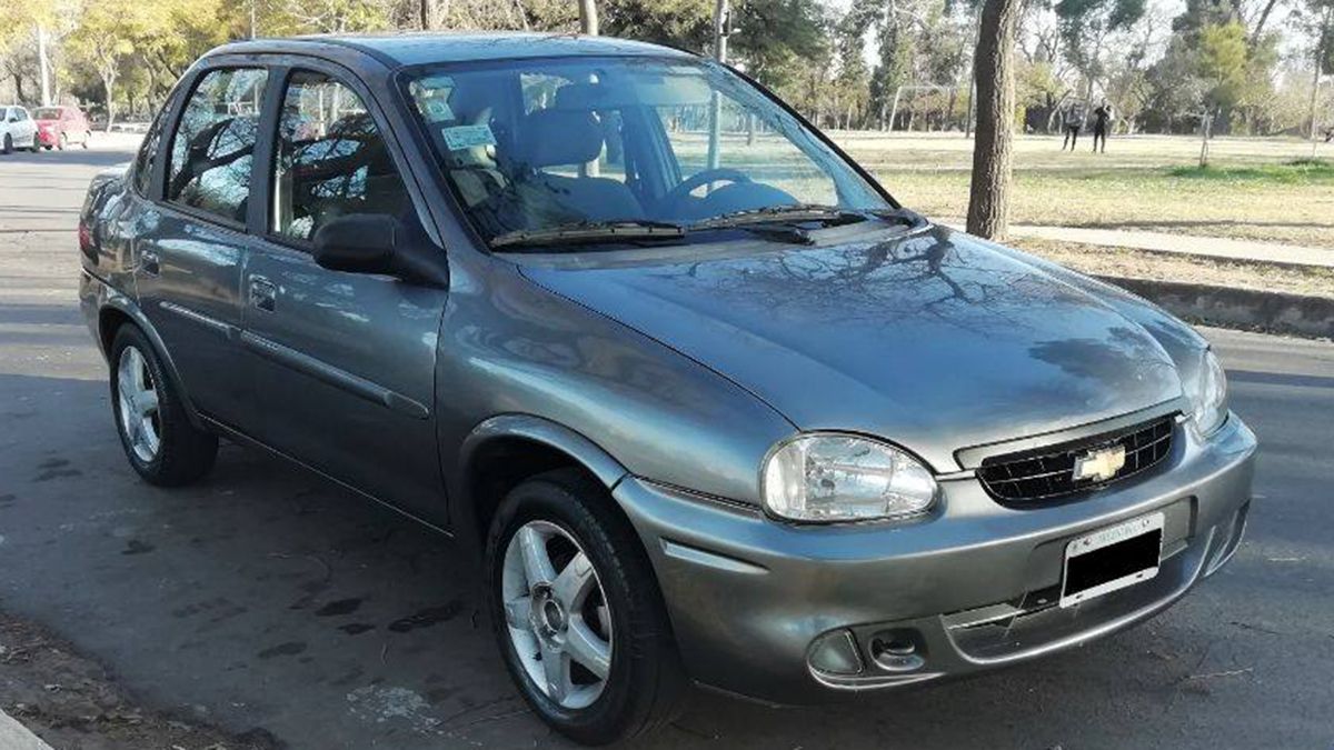 Chevrolet Corsa - AUTOO