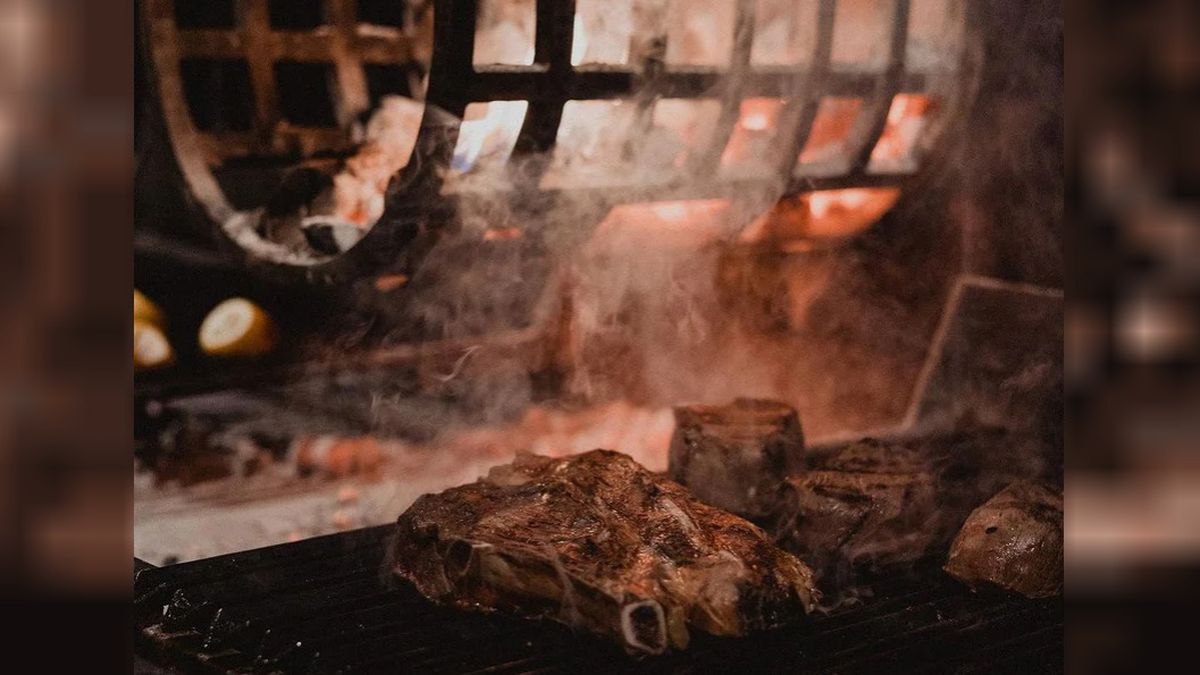 La parrilla argentina reconocida internacionalmente que tiene un parrillero campeón mundial
