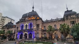 Frente de la Casa de Gobierno de Tucumán. (Foto: Federico Zalazar)