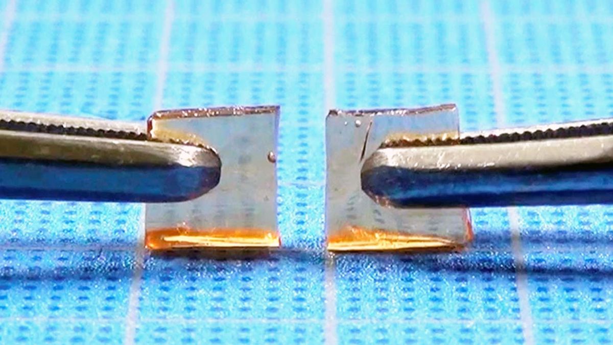 La investigación, publicada en la revista Science, demuestra que es posible crear plásticos fuertes, estables y completamente reciclables sin generar microplásticos persistentes. La investigación, publicada en la revista Science, demuestra que es posible crear plásticos fuertes, estables y completamente reciclables sin generar microplásticos persistentes. 