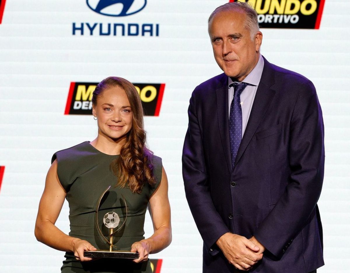 Estefanía Banini, premiada entre las mejores del fútbol europeo