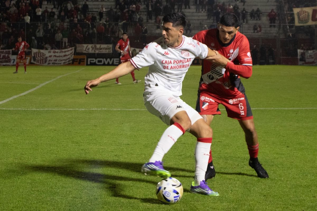 Deportivo Maip&uacute; no pudo con San Mart&iacute;n, en Tucum&aacute;n.