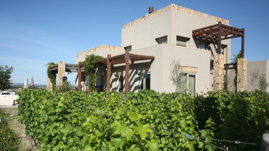 Bodegas y alojamientos salen a captar turistas mendocinos con promos y ofertas