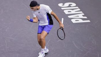 Francisco Cerúndolo dio la sorpresa del día y eliminó a Rublev en el Masters 1000 de París