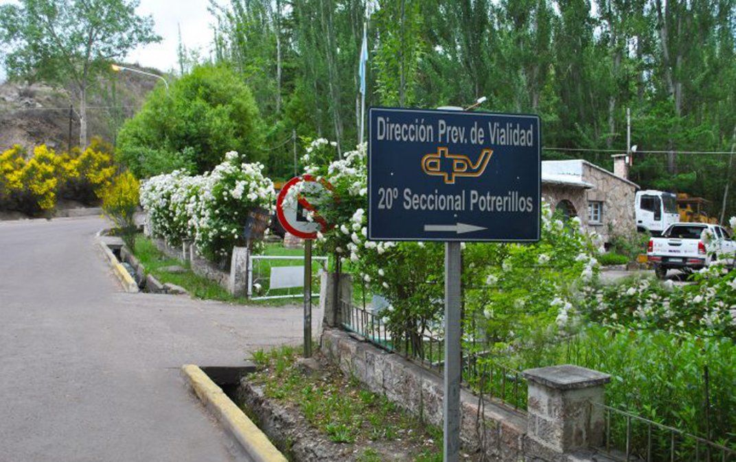 Llega el pavimento a la Avenida del Sol en Potrerillos