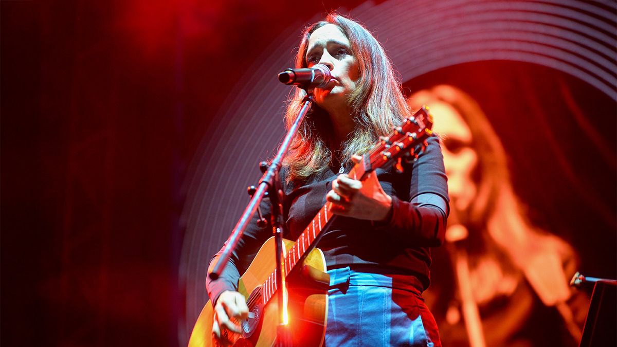 Con Julieta Venegas no faltaron los hits ni los coros del público. Con Julieta Venegas no faltaron los hits ni los coros del público.