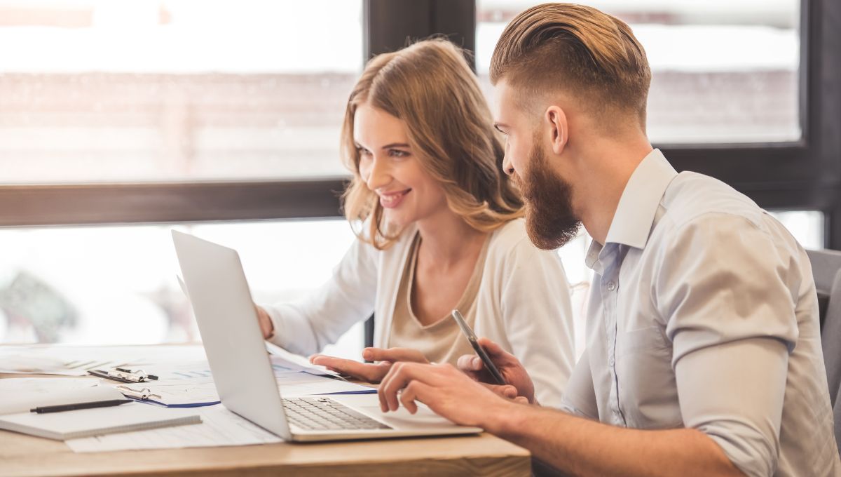 Amor en el trabajo. Amor en el trabajo. 