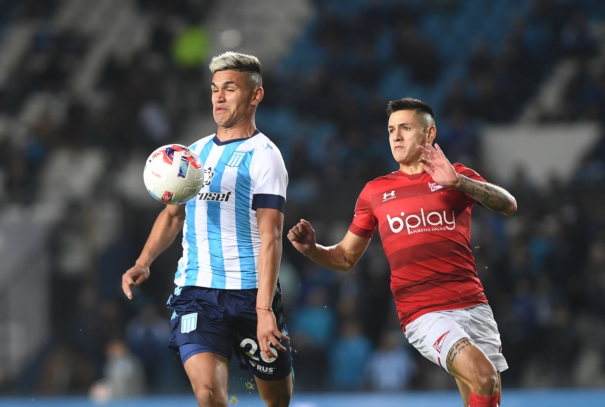 Racing empató con Estudiantes en Avellaneda