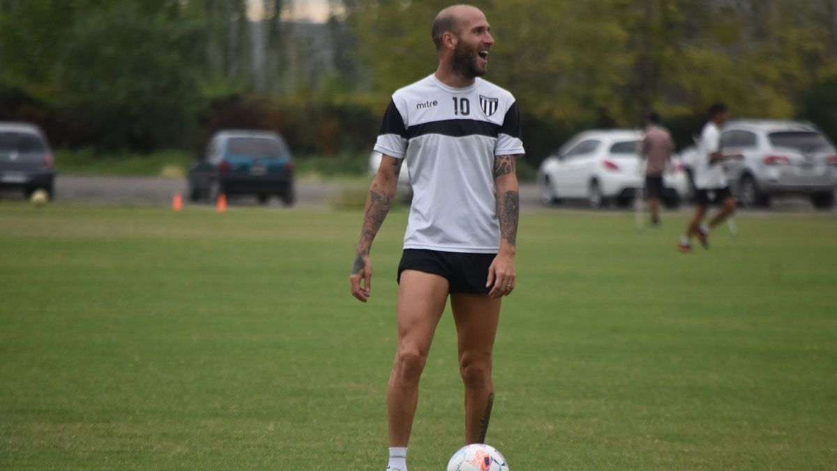Diego Pozo haría un cambio obligado para visitar a Quilmes