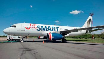 Jetsmart confirmó que aumentará casi 30% sus vuelos entre Mendoza y Buenos Aires Jetsmart confirmó que aumentará casi 30% sus vuelos entre Mendoza y Buenos Aires