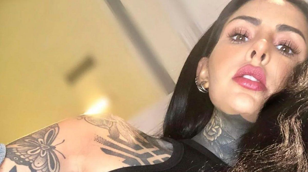 ¡Imparable! Cande Tinelli se aburrió y se hizo dos peircings en la cara