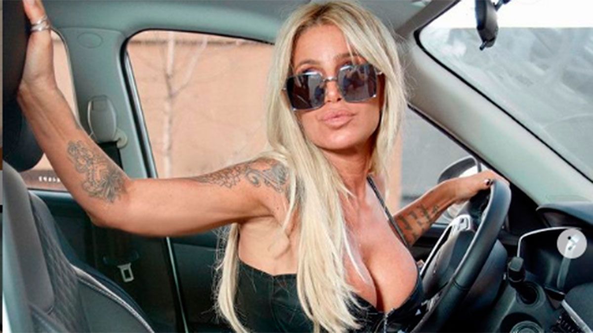 Florencia Peña: dos fotos en topless que reventaron el fin de semana