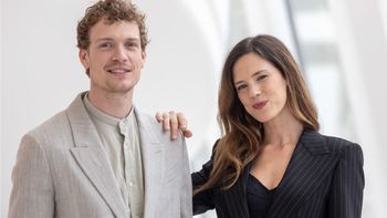 Máxima: fecha de estreno y las primeras imágenes de Delfina Chaves y Martijn Lakemeier en la temporada 2