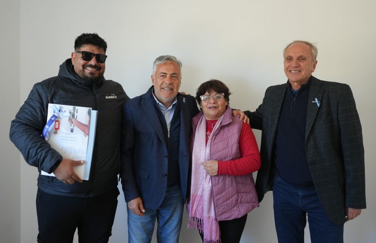 El gobernador Alfredo Cornejo, el intendente de San Martín Raúl Rufeil. El gobernador Alfredo Cornejo, el intendente de San Martín Raúl Rufeil.