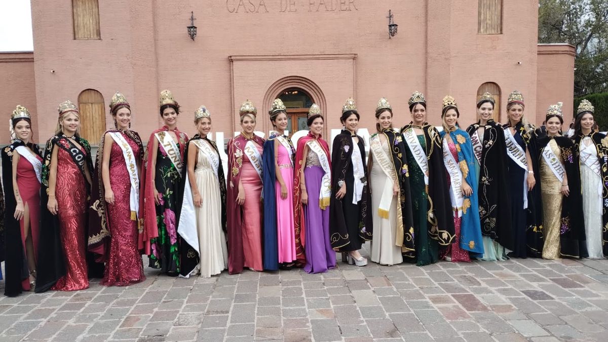 El Desayuno Real se desarrolla en el Museo Fader por la Vendimia 2024.