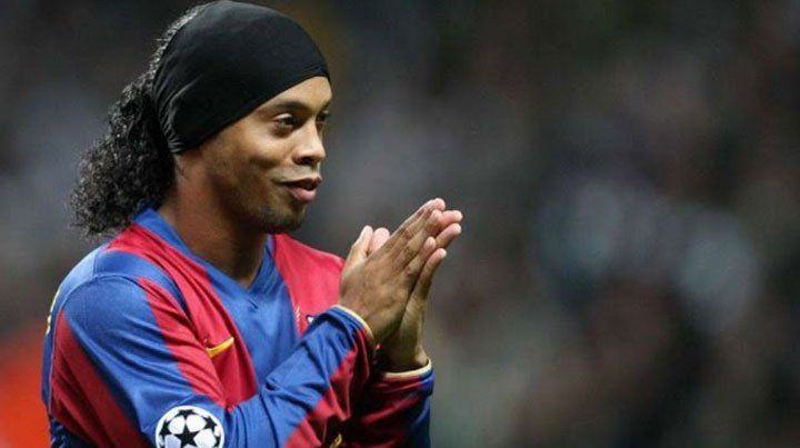 El Barça volvió a contratar a Ronaldinho