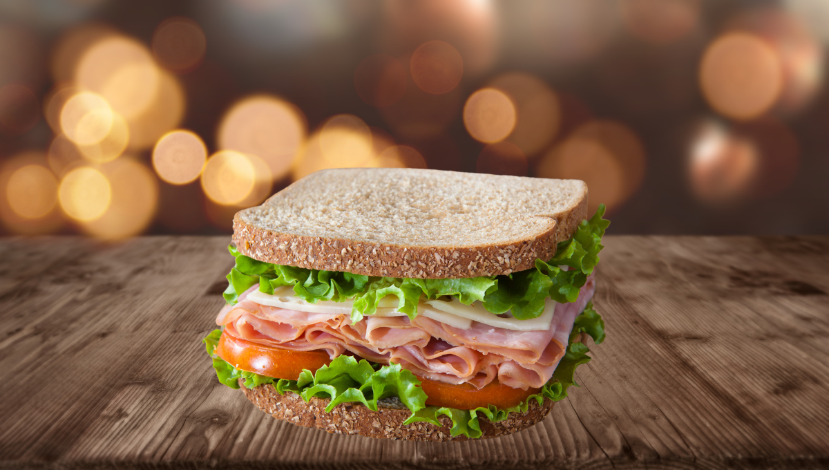 Toma asiento antes de saber la mejor manera de cortar un sándwich