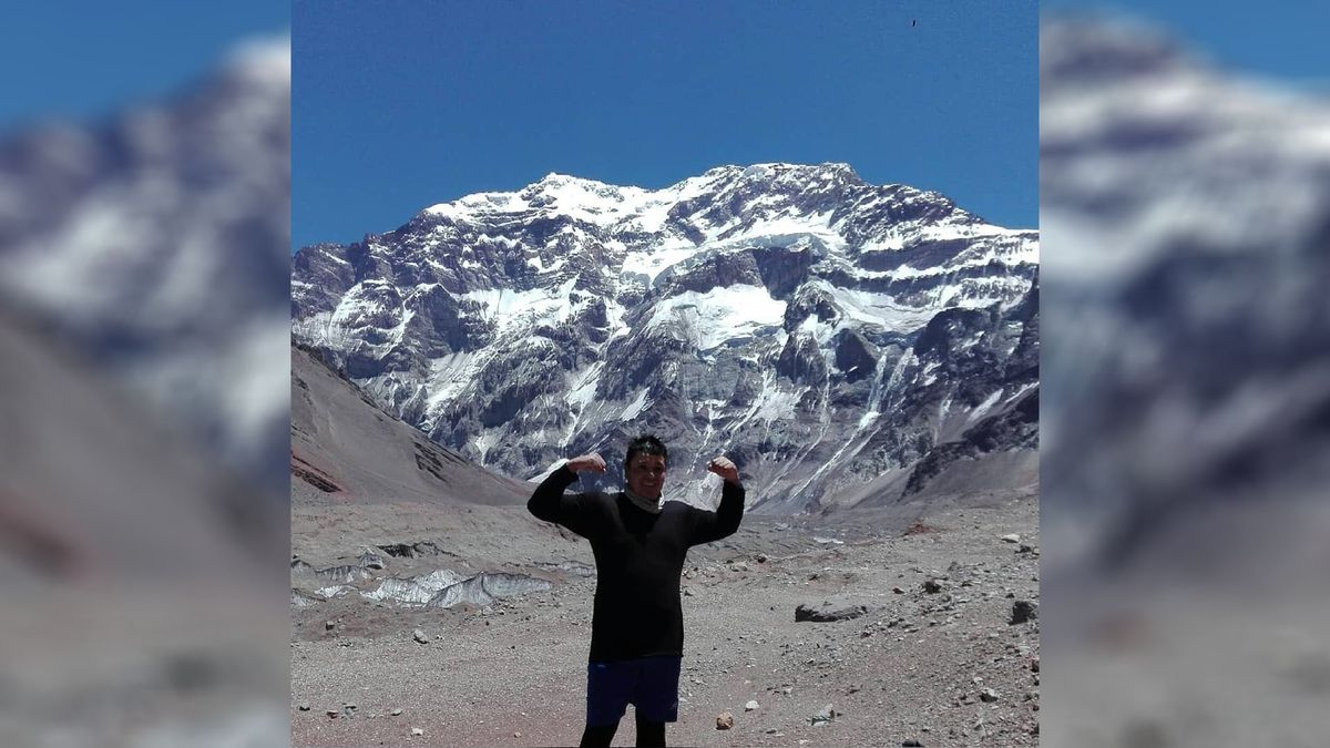 Jorge Luis Gallardo tenía 35 años y fue el primer rescataro del Aconcagua de esta temporada. Se descompensó cuando trabajaba en Plaza de Mulas. Murió en el Hospital Central.