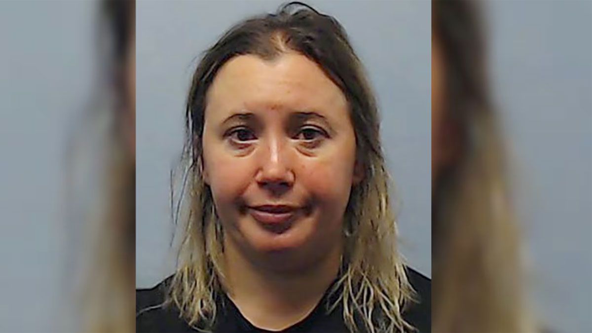 Jessica Bergmann, la profesora que fue investigada por abuso contra un ex alumno en una escuela de Estados Unidos. Jessica Bergmann, la profesora que fue investigada por abuso contra un ex alumno en una escuela de Estados Unidos.