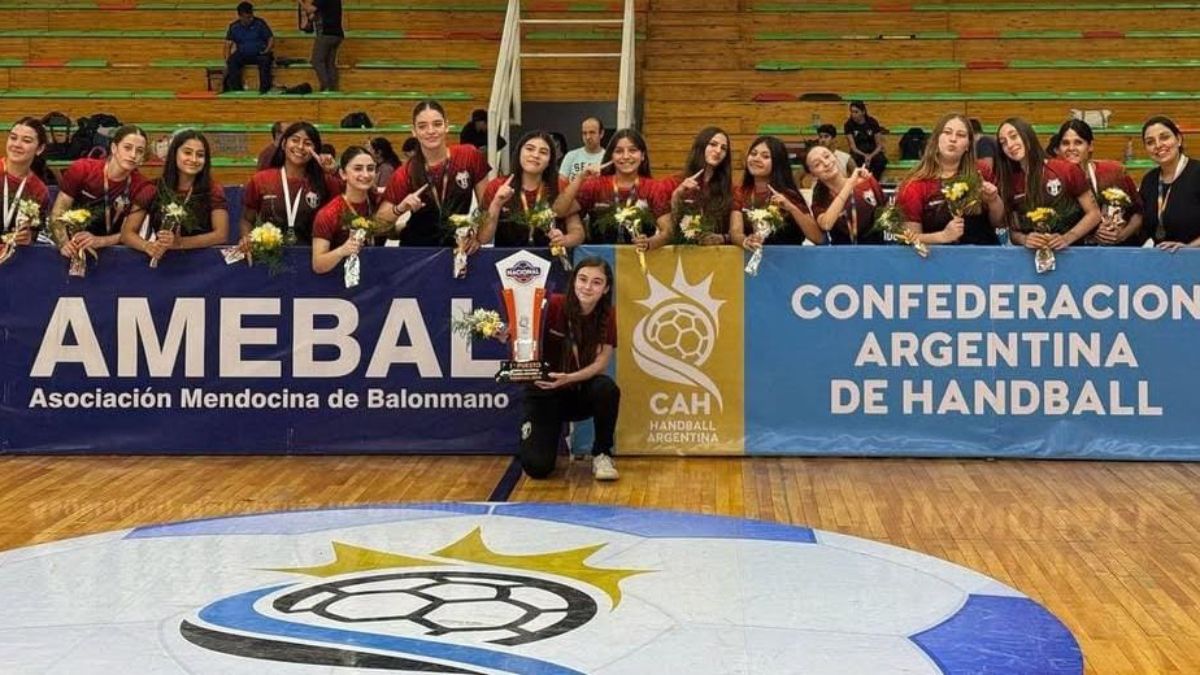 Las chicas de Sedalo se consagraron campeonas en el torneo Nacional A de handball femenino de Menores disputado en San Martín