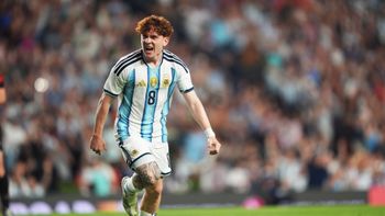 La Selección Argentina le gana 1 a 0 a Islandia y controla el balón en el primer tiempo La Selección Argentina le gana 1 a 0 a Islandia y controla el balón en el primer tiempo