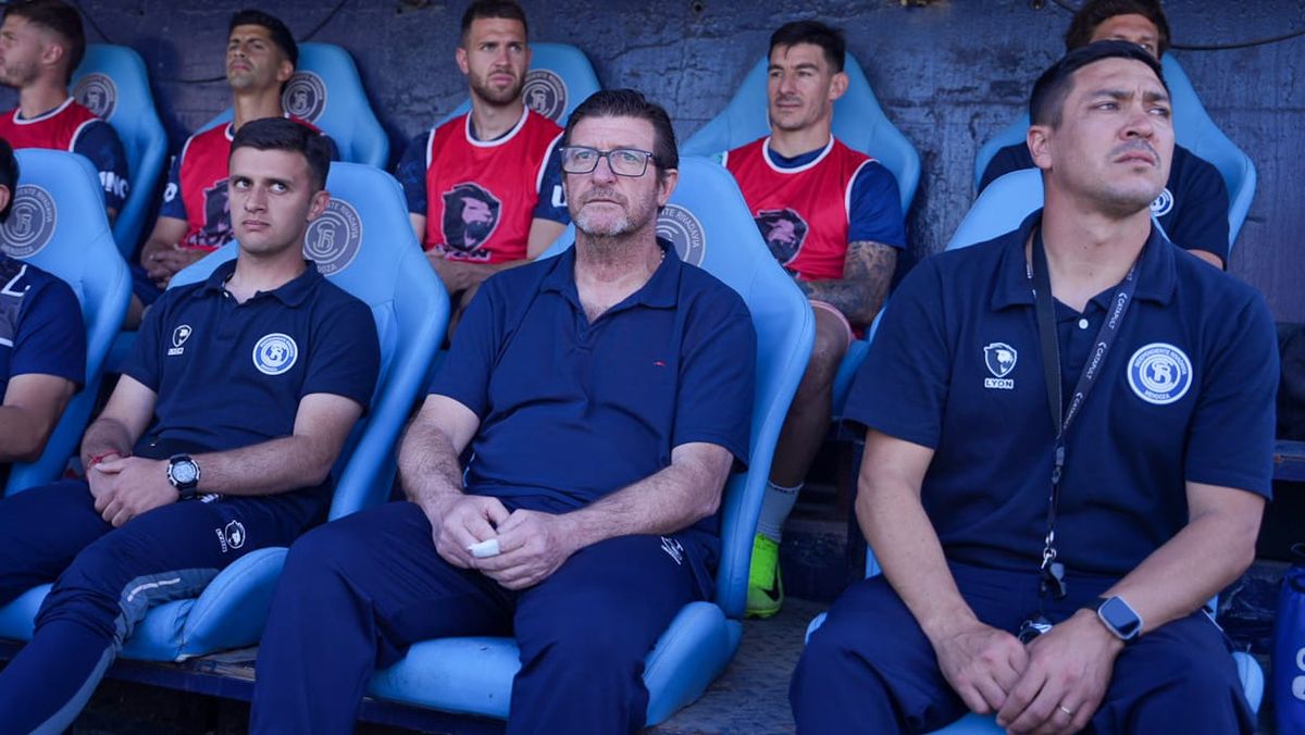 Alfredo Berti reconoci&oacute; la falta de definici&oacute;n para el gol pero rescat&oacute; el &oacute;rden defensivo, a&uacute;n tras haber jugado casi todo el segundo tiempo con un hombre menos y perdido a Villa, ambos por expulsi&oacute;n, sobre el final.