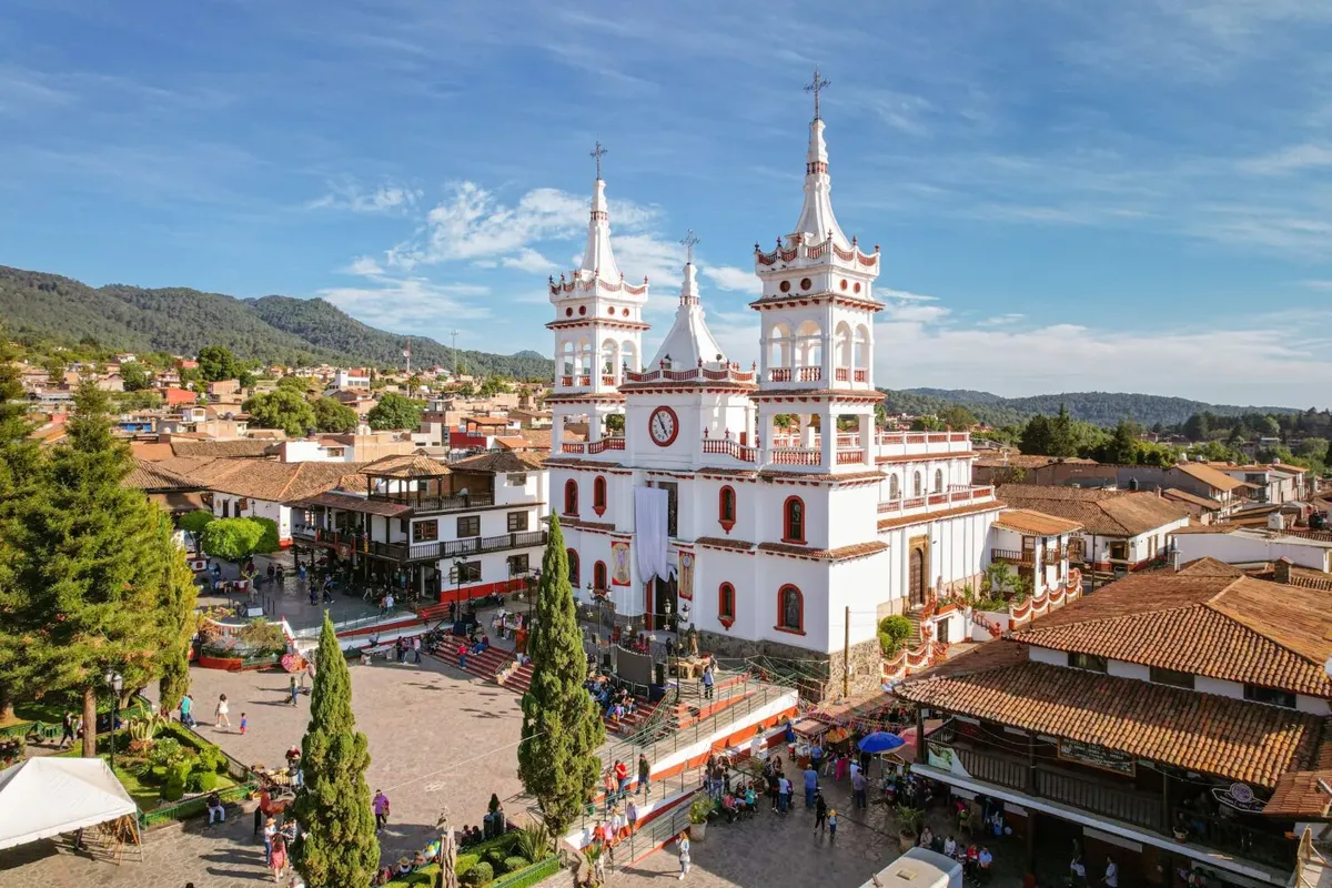 Llegar a este pueblo es similar a viajar en el tiempo. Llegar a este pueblo es similar a viajar en el tiempo.