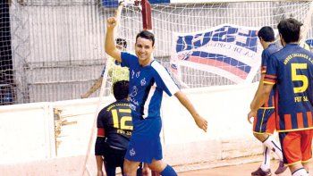 El campeón arrancó muy bien el torneo
