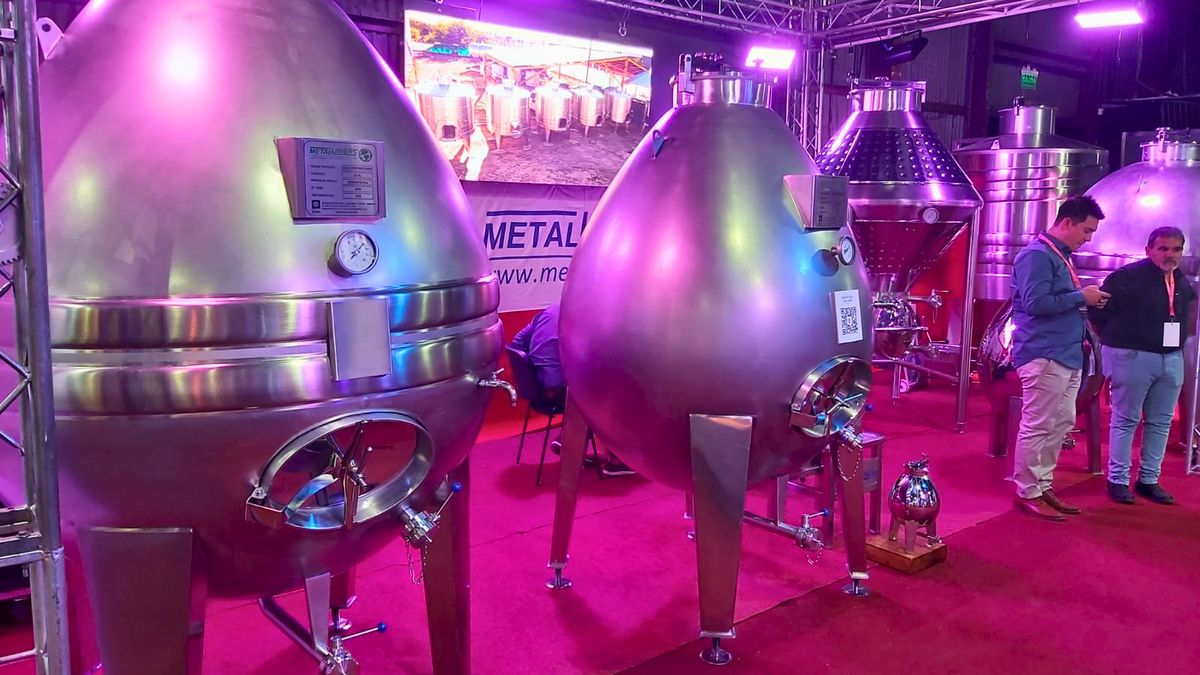 Los nuevos tanques de acero inoxidable para la fermentación y reposo del vino, parte de las novedades tecnológicas de esta Sitevinitech