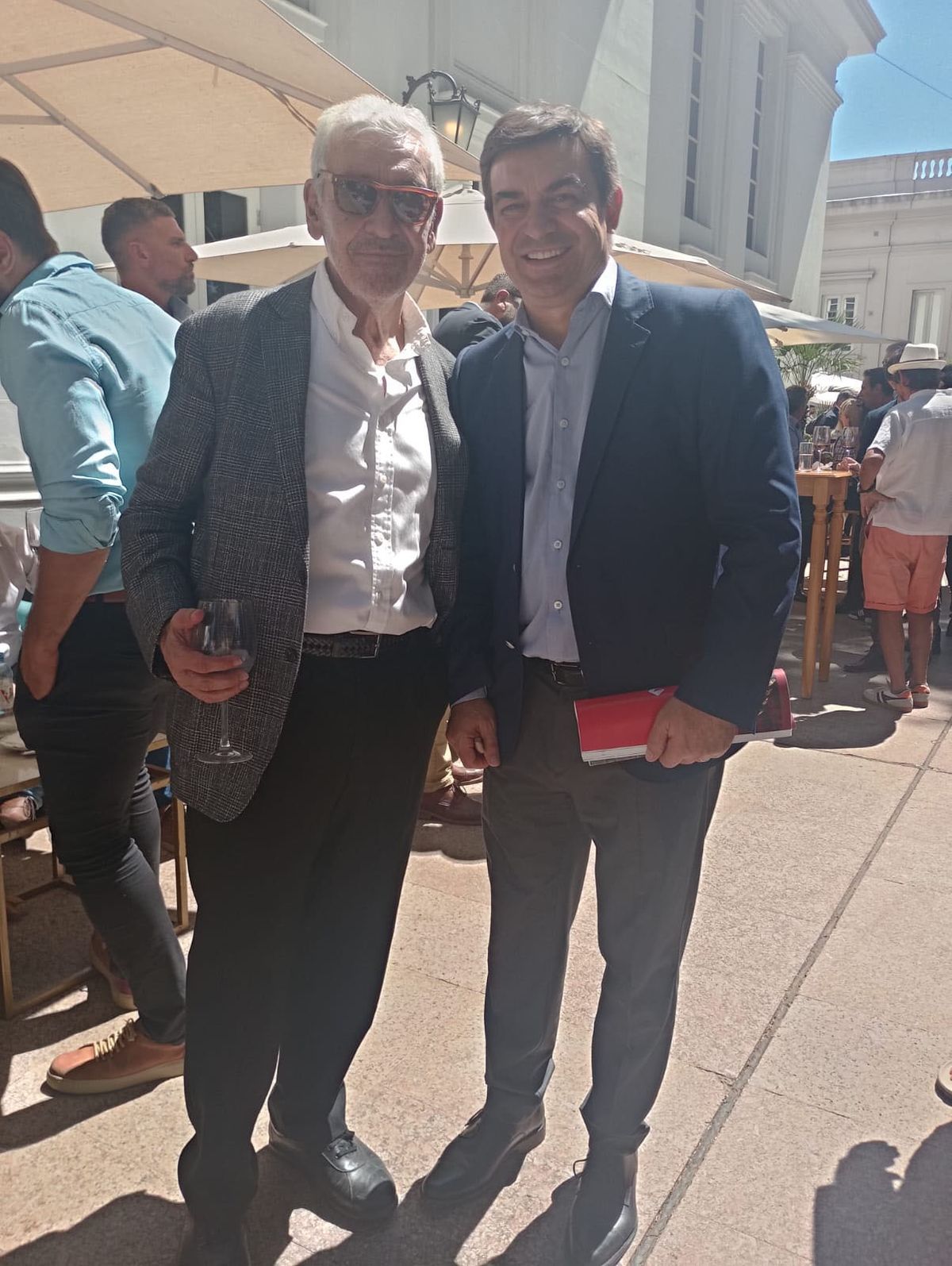 El ex gobernador y ex embajador de Argentina en Chile, José Octavio Bordón, junto con el diputado nacional Omar De Marchi.