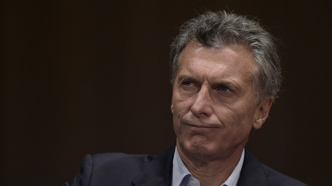 Macri será sometido a una artroscopía, el jueves