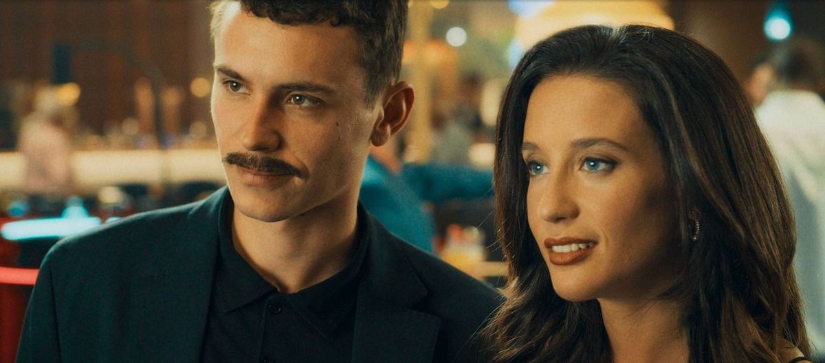 Arón Piper la rompe con esta taquillera pelicula española de súper acción Arón Piper la rompe con esta taquillera pelicula española de súper acción