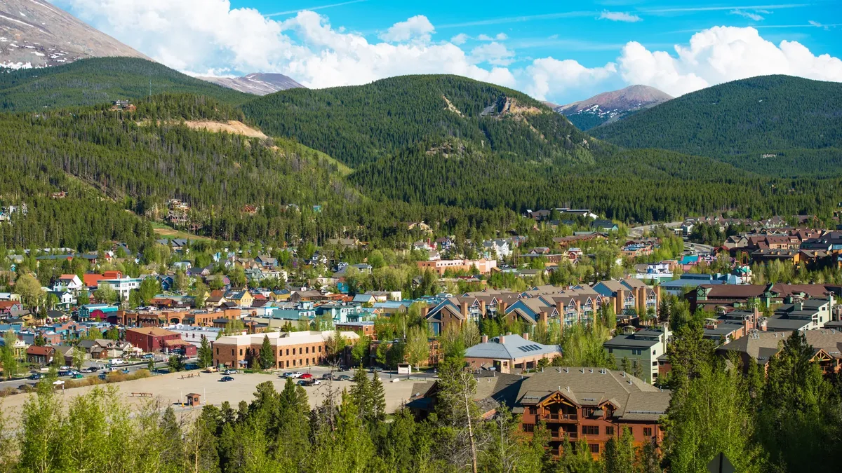 Breckenridge también es hermoso en primavera y otoño. Breckenridge también es hermoso en primavera y otoño.